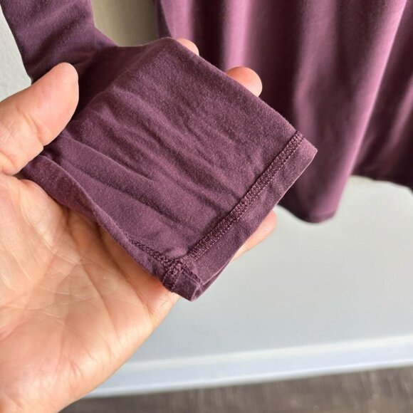 Lululemon Women Long Sleeve Deep Stretch Round Neck Top Grape Size Medium - Picture 9 of 11